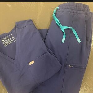 Fig Sapphire scrub set